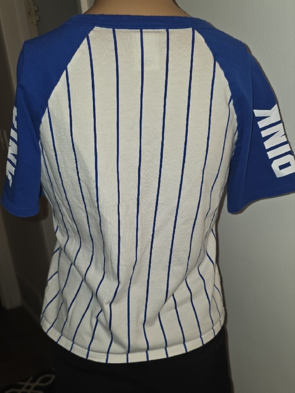 PINK Victoria's Secret White and Blue 'Brooklyn' Crop Top - Picture 4 of 6